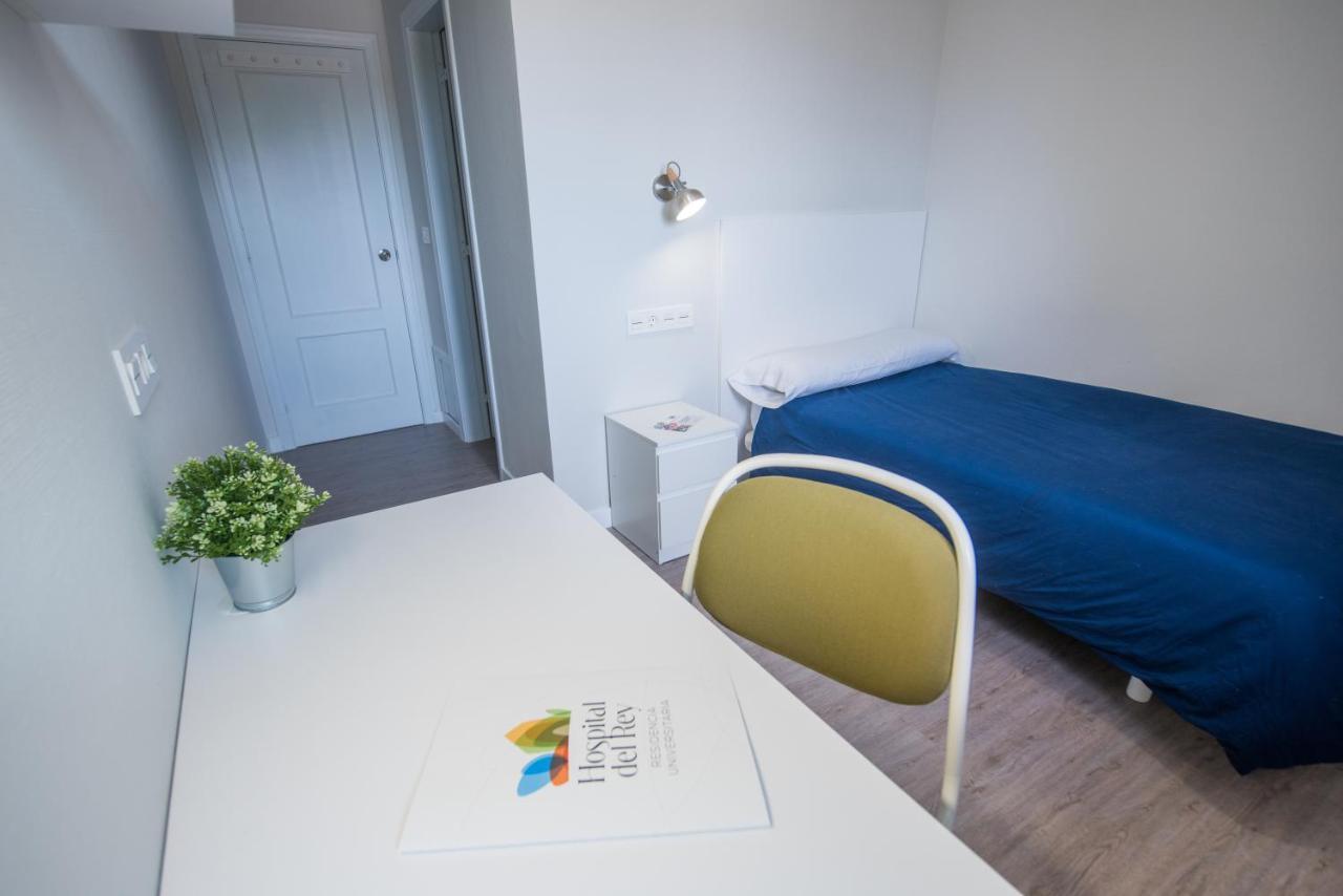 הוסטל Burgo Residencia Hospital Del Rey מראה חיצוני תמונה