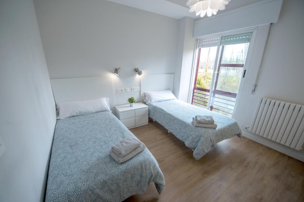 הוסטל Burgo Residencia Hospital Del Rey מראה חיצוני תמונה