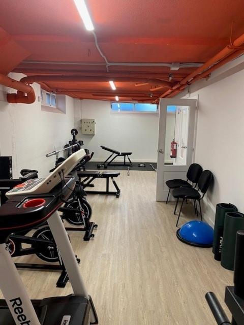 הוסטל Burgo Residencia Hospital Del Rey מראה חיצוני תמונה